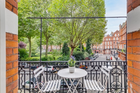 Supplier Balcony - tlc Estate Agents