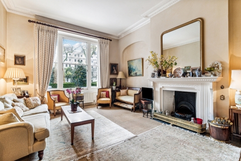 Speak to a Property Expert - tlc Estate Agents